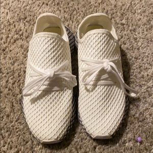 Adidas deerupt runner sneakers